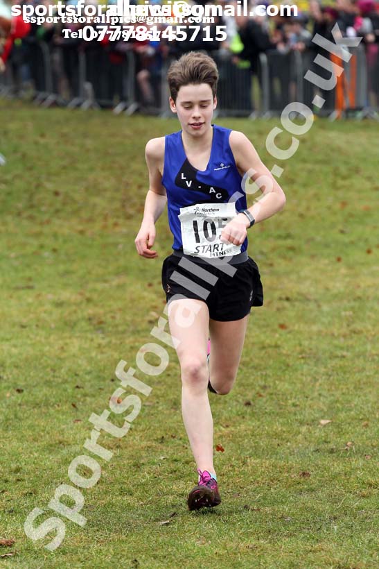 Girls under-15s Northern Cross Country Champs., Camp Hill Estate, Kirklington.  Photo: David T. Hewitson/Sports for All Pics